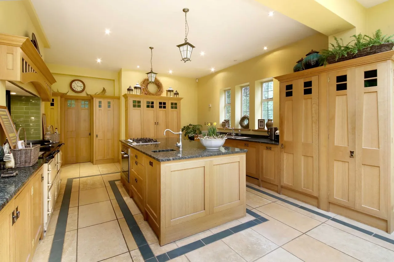 Manor Road, Penn, HP10, photo 12