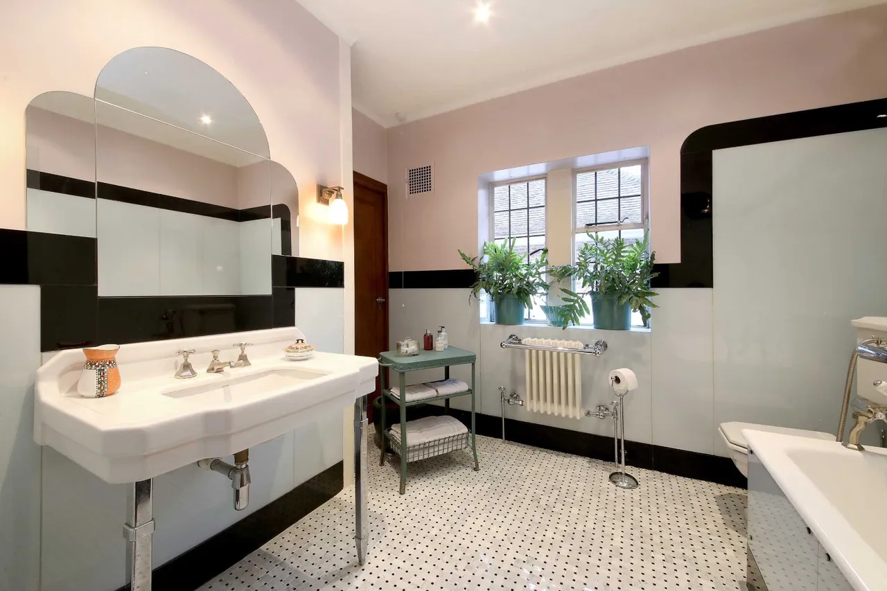 Manor Road, Penn, HP10, photo 20