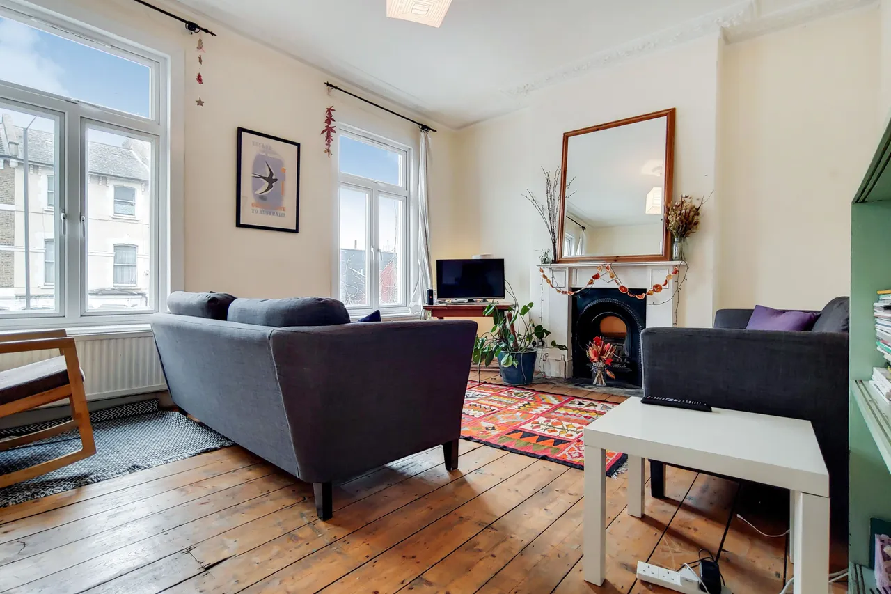 London, N16, photo 8