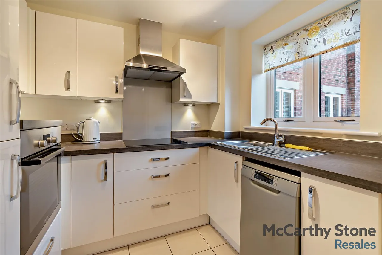 Newgate Street, Cottingham, HU16, photo 8