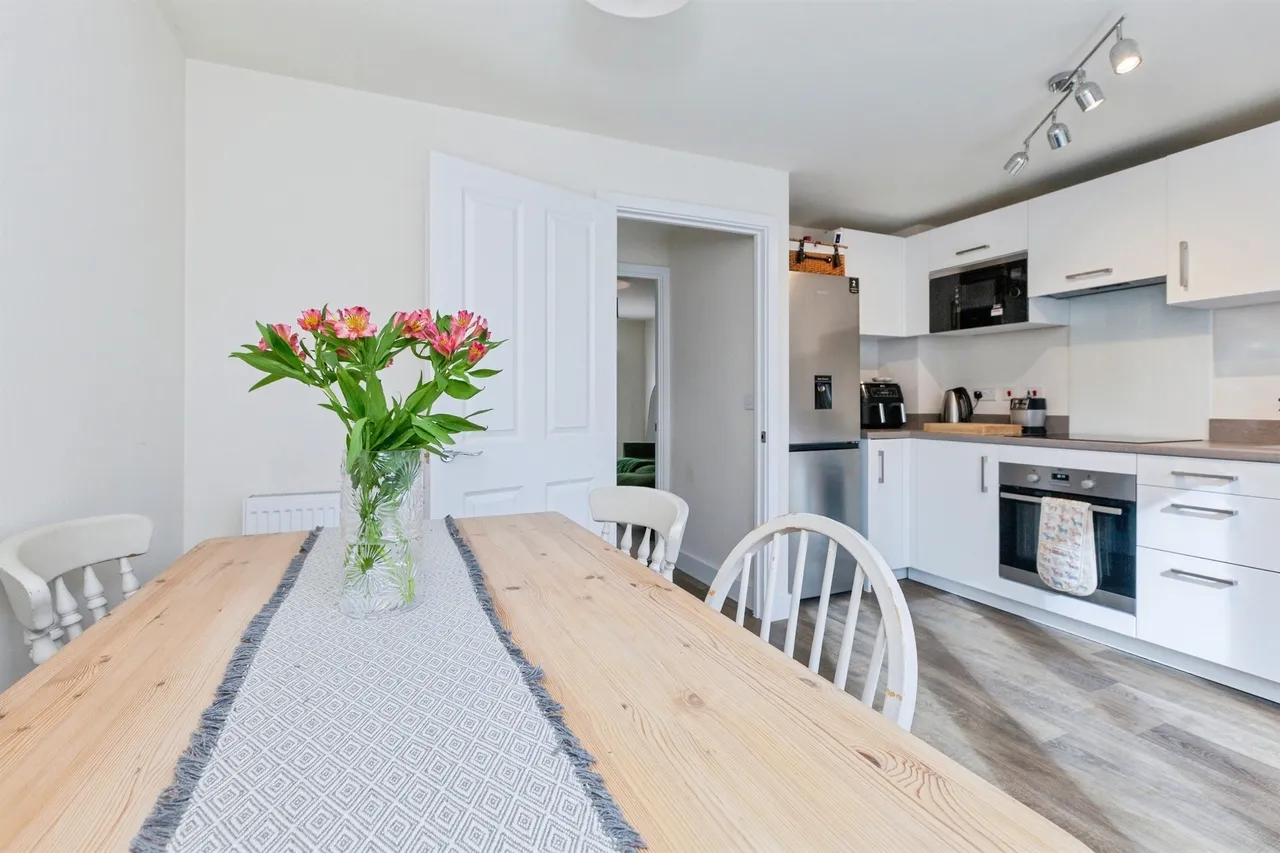 Goshawk Close, Fleckney, LE8, photo 5