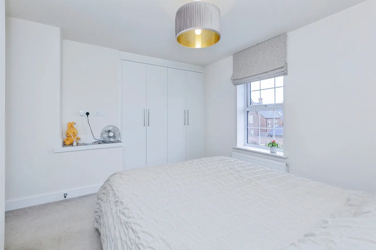 Goshawk Close, Fleckney, LE8, photo 11