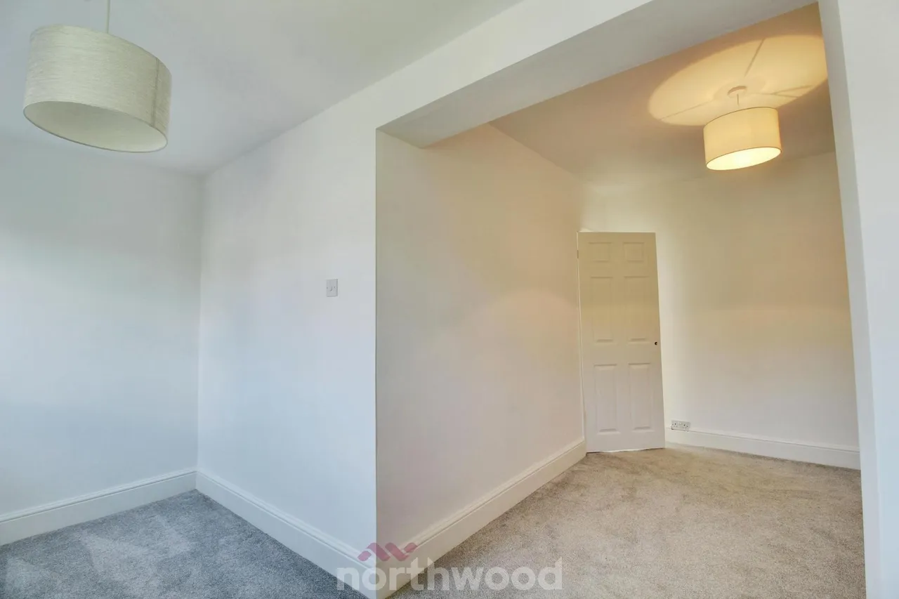 Newbold Terrace, Cusworth, DN5, photo 11