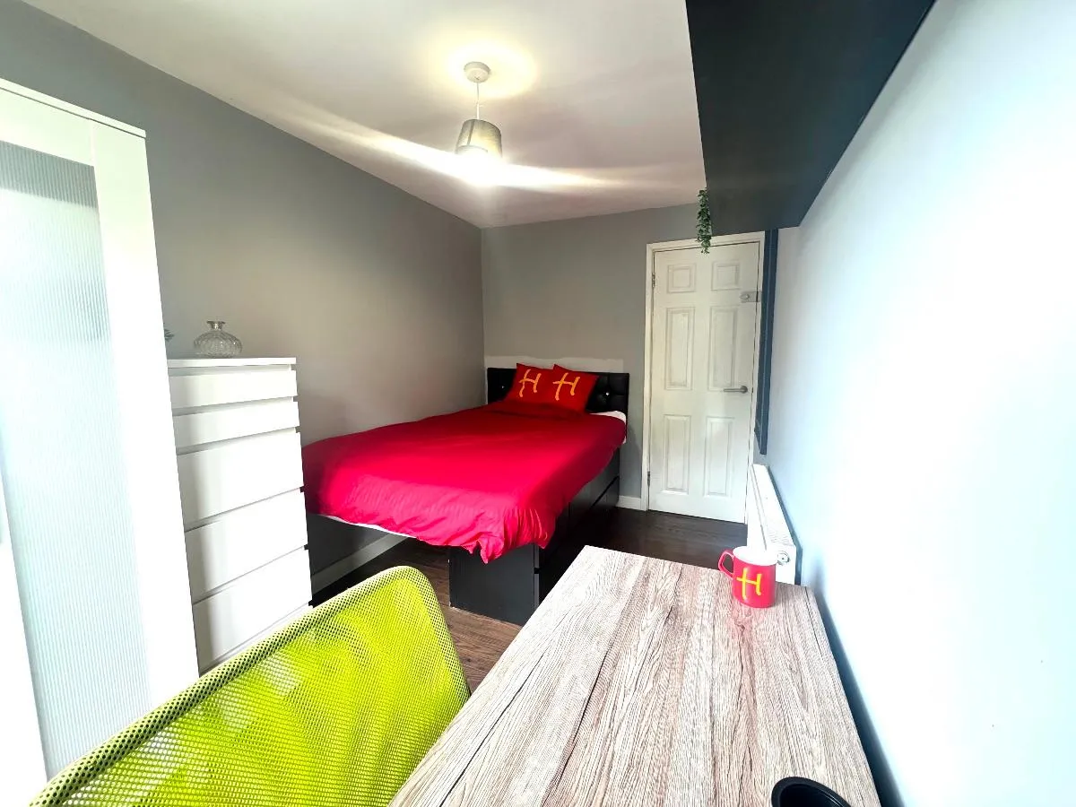 Tenterden Drive, CT2, photo 8