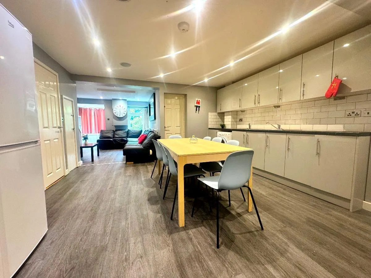 Tenterden Drive, CT2, photo 4
