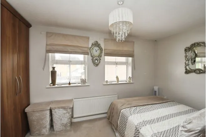 Fox Covert, South Hykeham, Lincoln, photo 12