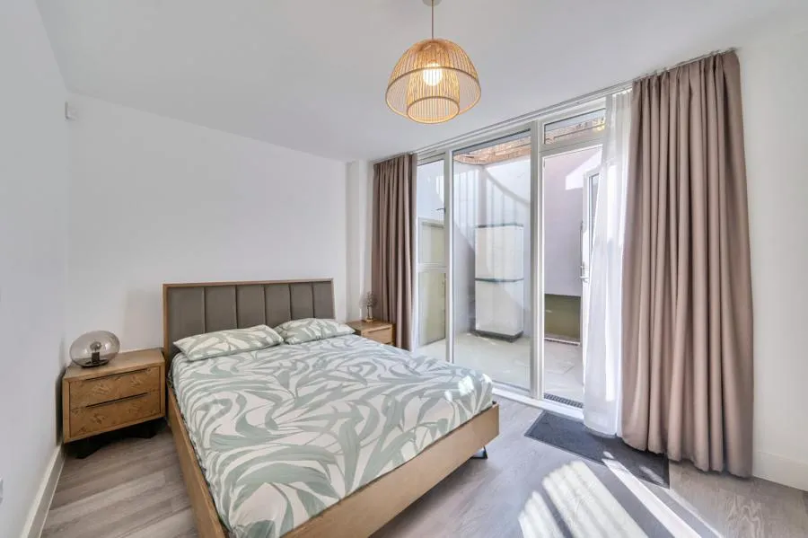 Edgewood Mews, London, N3, photo 8