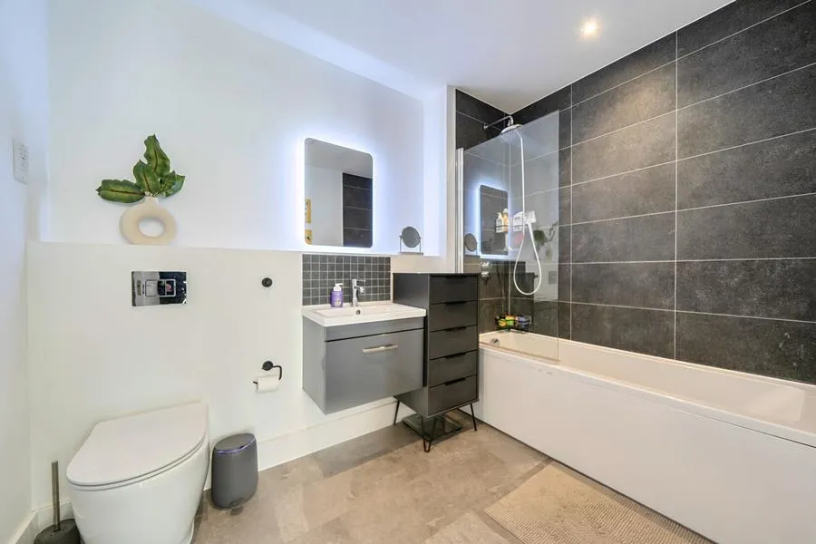 Edgewood Mews, London, N3, photo 16