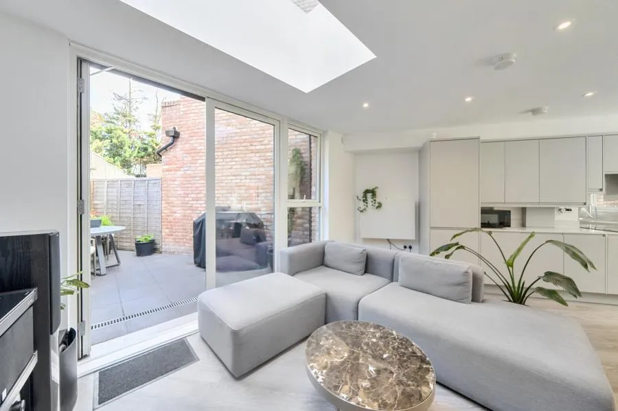 Edgewood Mews, London, N3, photo 2