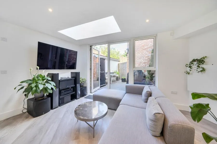 Edgewood Mews, London, N3, photo 4