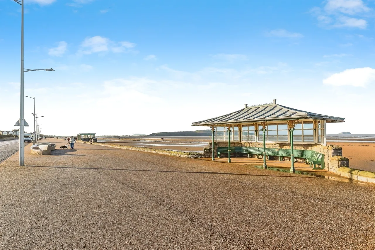 Beach Road, Weston-Super-Mare, BS23, photo 12