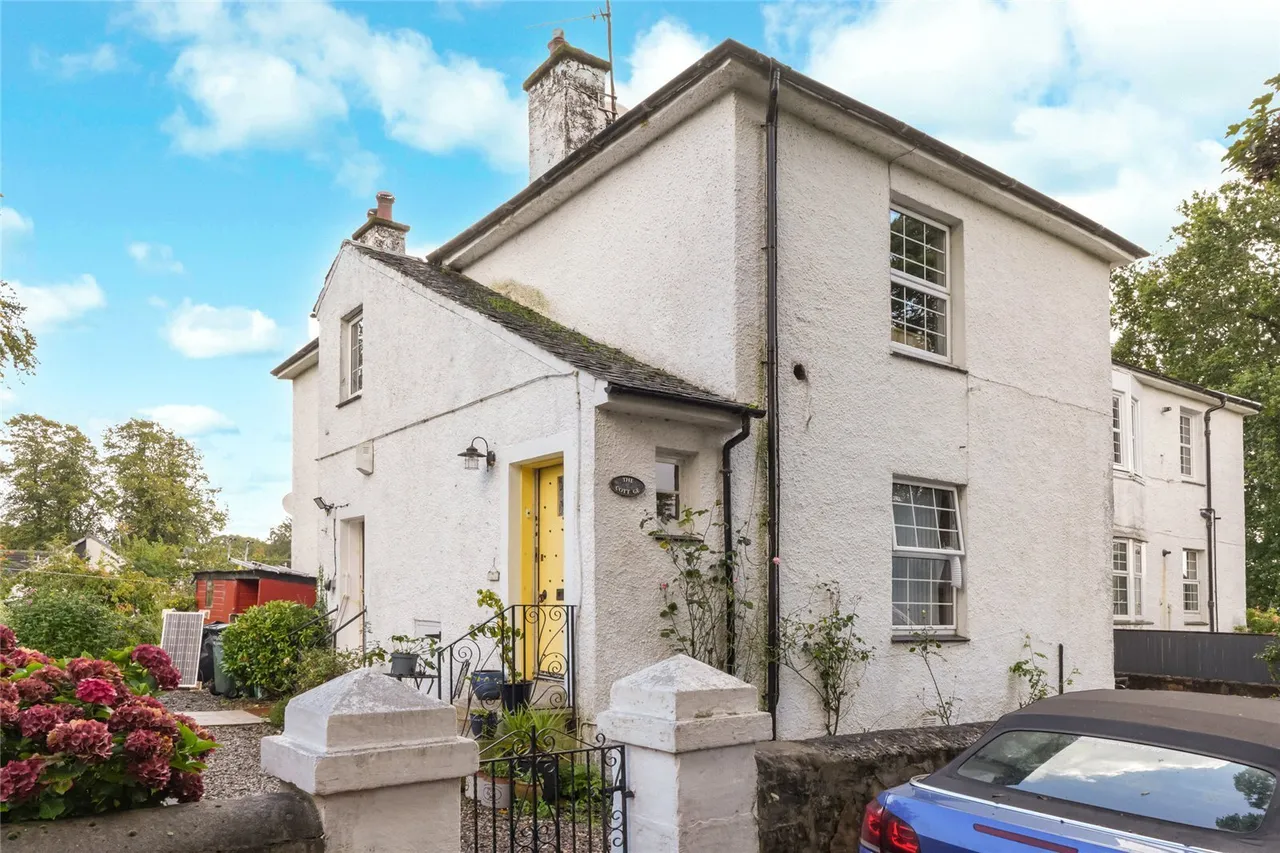 3 bed property for sale, Peel Street, Cardross, G82