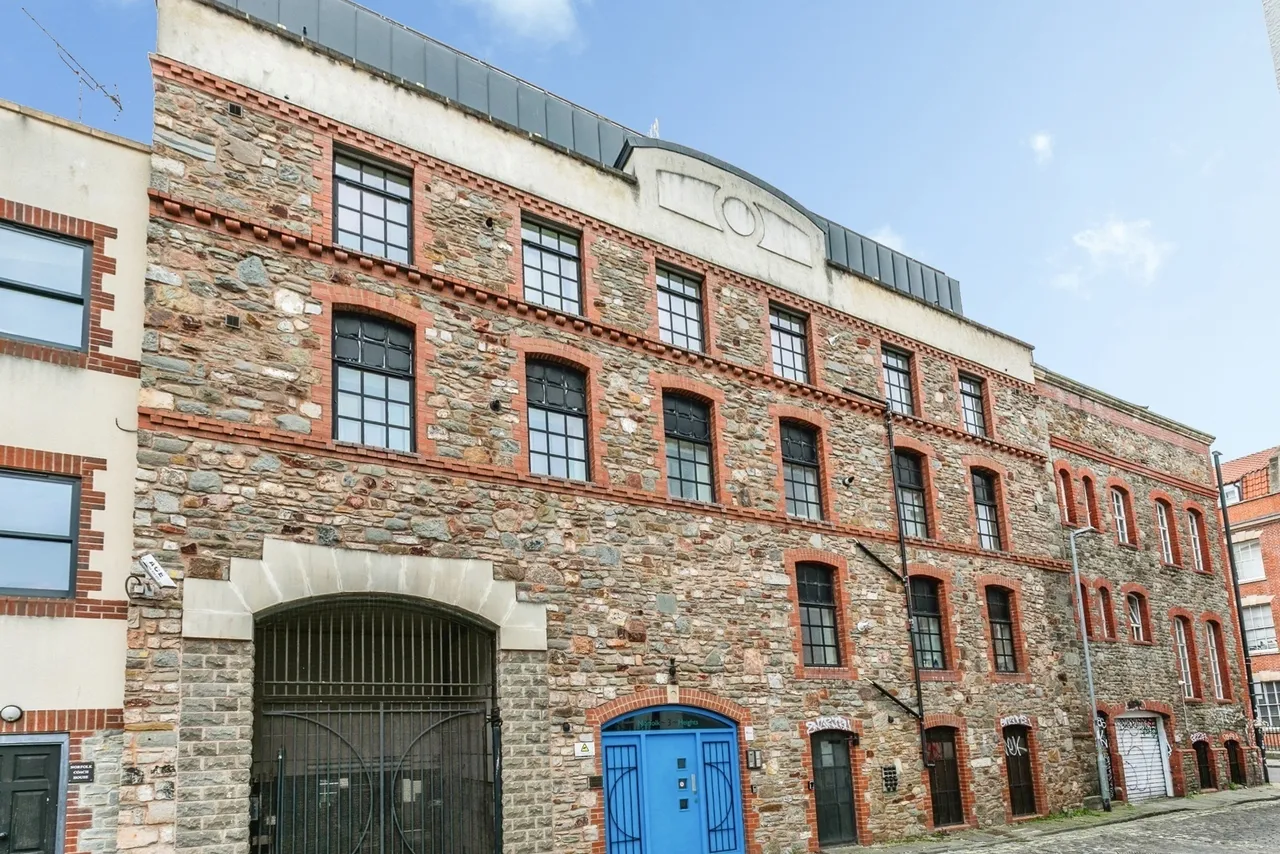 4 bed flat for sale, Norfolk Avenue, Bristol, BS2