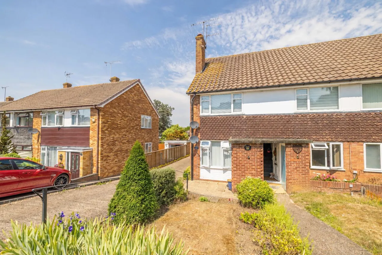 2 bed flat for sale — Poolmans Road, Windsor, Berkshire, SL4 4NZ