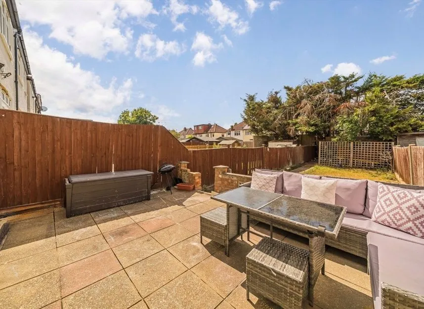 Largewood Avenue, Surbiton, KT6, photo 7