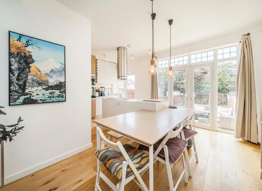 Largewood Avenue, Surbiton, KT6, photo 4