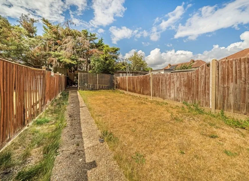 Largewood Avenue, Surbiton, KT6, photo 8