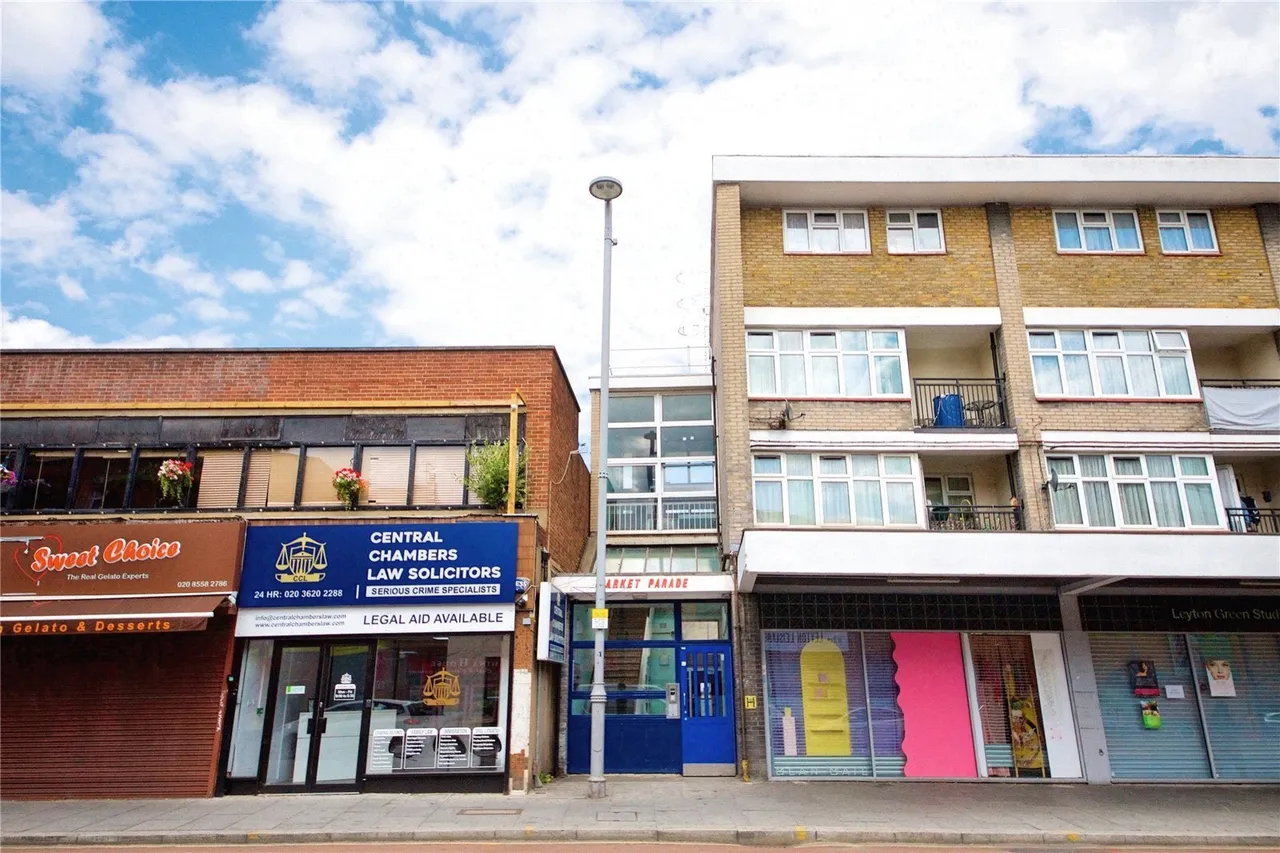 Market Parade, Leyton, E10, photo 8