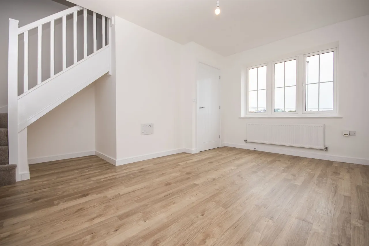 Irthlingborough Road North Wellingborough, NN8, photo 2