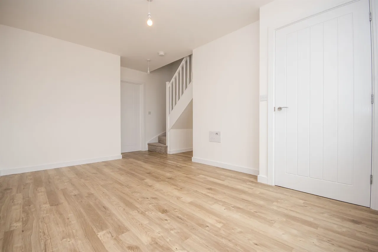 Irthlingborough Road North Wellingborough, NN8, photo 11