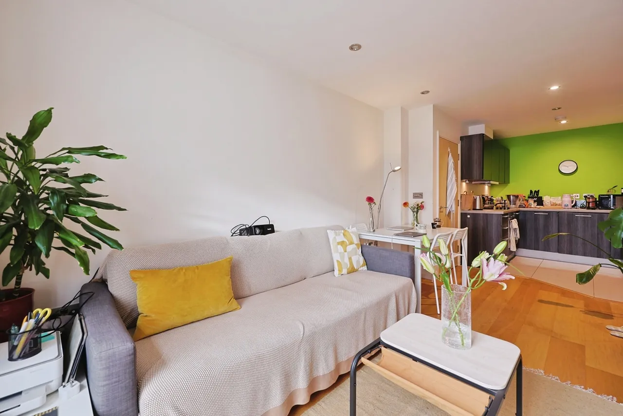 Larden Road, London, W3, photo 5