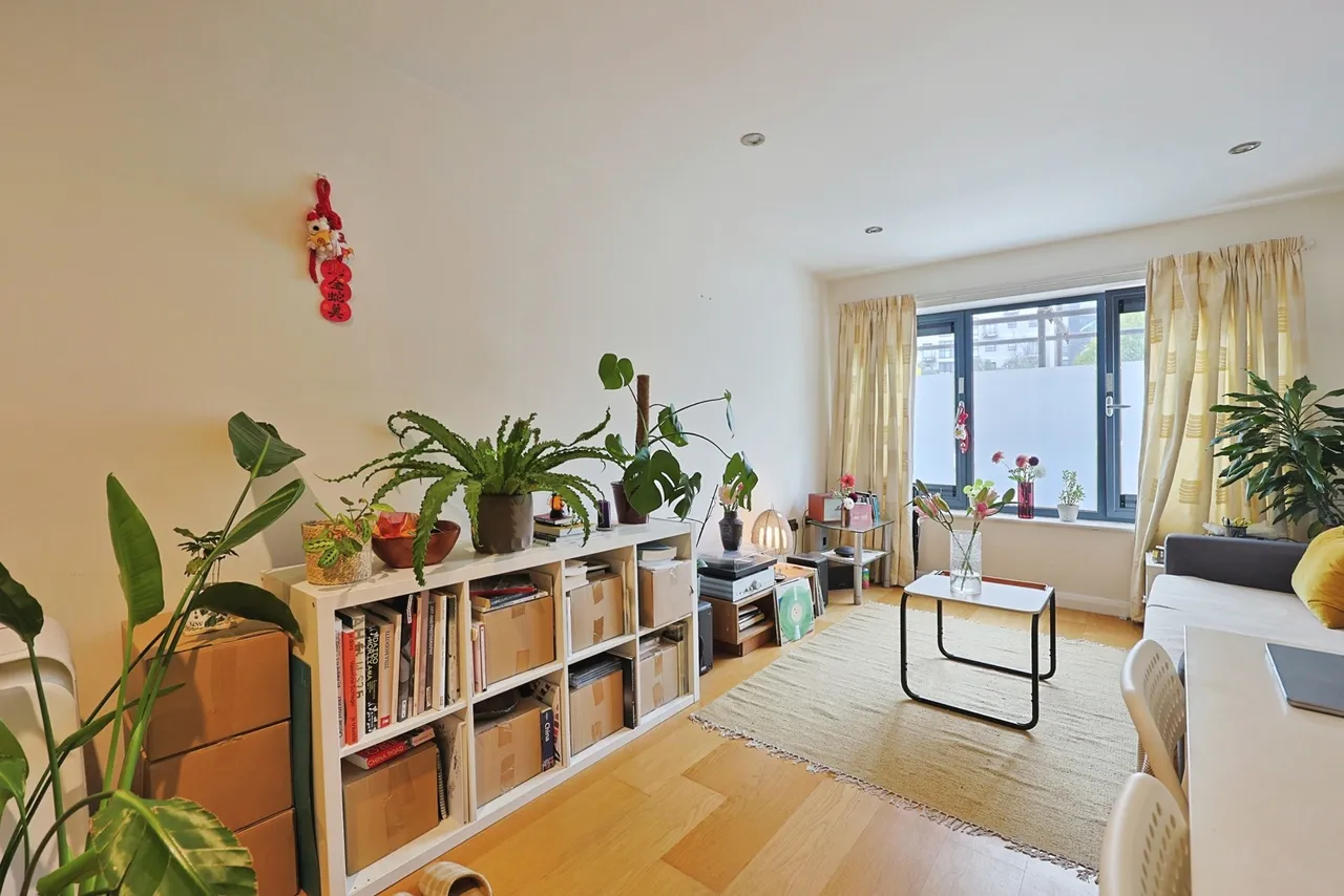 Larden Road, London, W3, photo 4