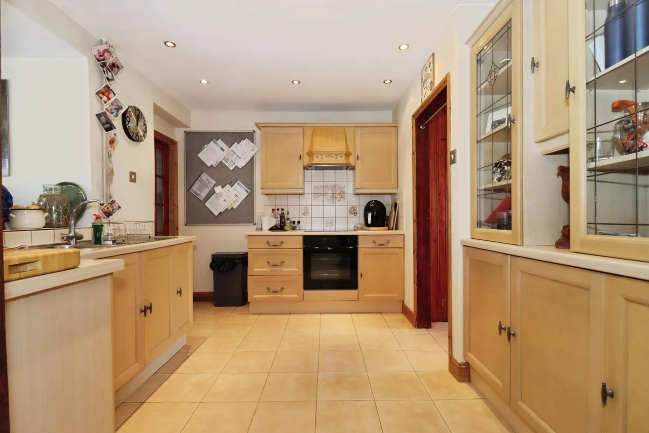 Rodway Road, Mangotsfield, Bristol, BS16, photo 3