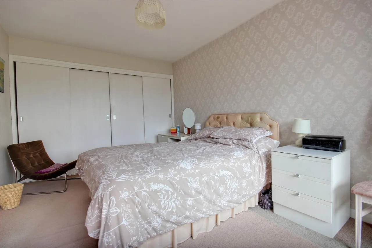 Priory Close, Swanland, photo 6