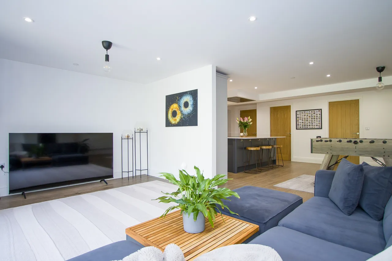 2 bed flat for sale, Db