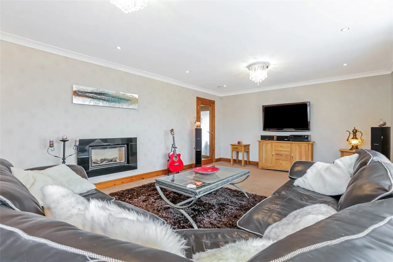 Quarry Road, Law, Carluke, South Lanarkshire, ML8, photo 4