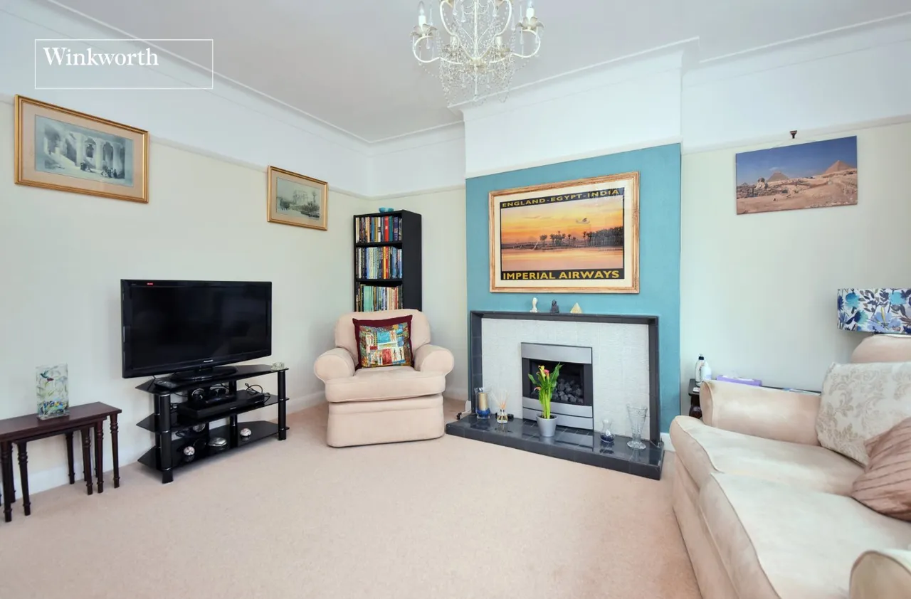 Leyfield, Worcester Park, KT4, photo 5