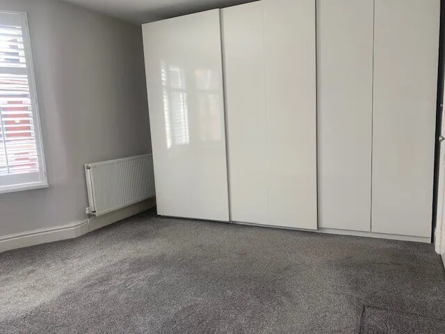Eastdale Road, L15, photo 6