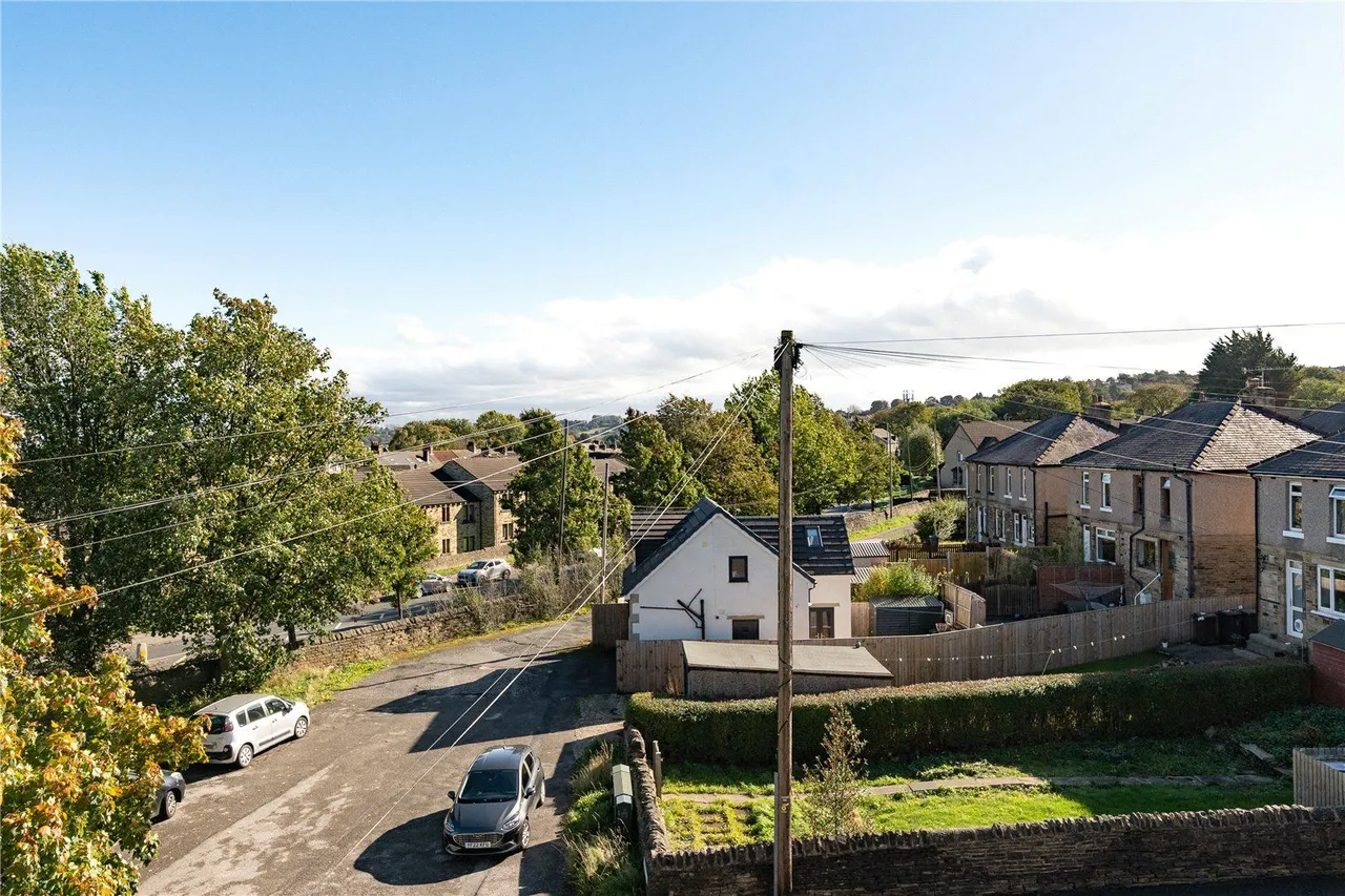 Ley Fleaks Road, Idle, BD10, photo 29