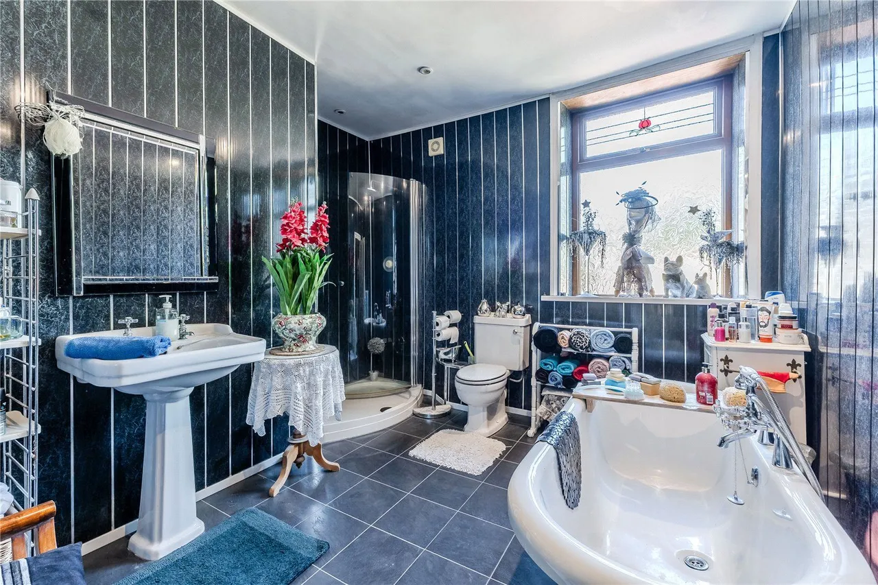 Ley Fleaks Road, Idle, BD10, photo 14