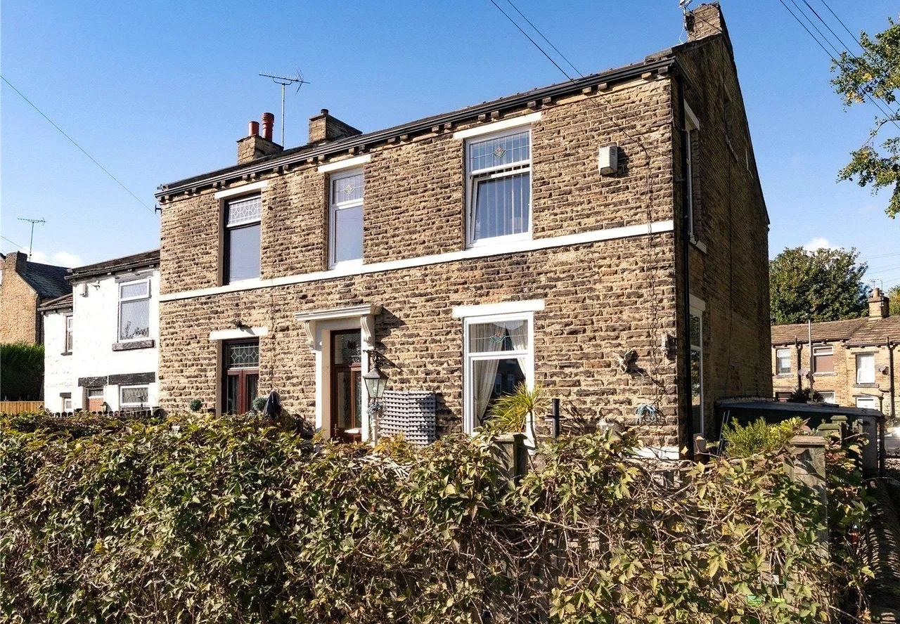 3 bed house for sale, Ley Fleaks Road, Idle, BD10