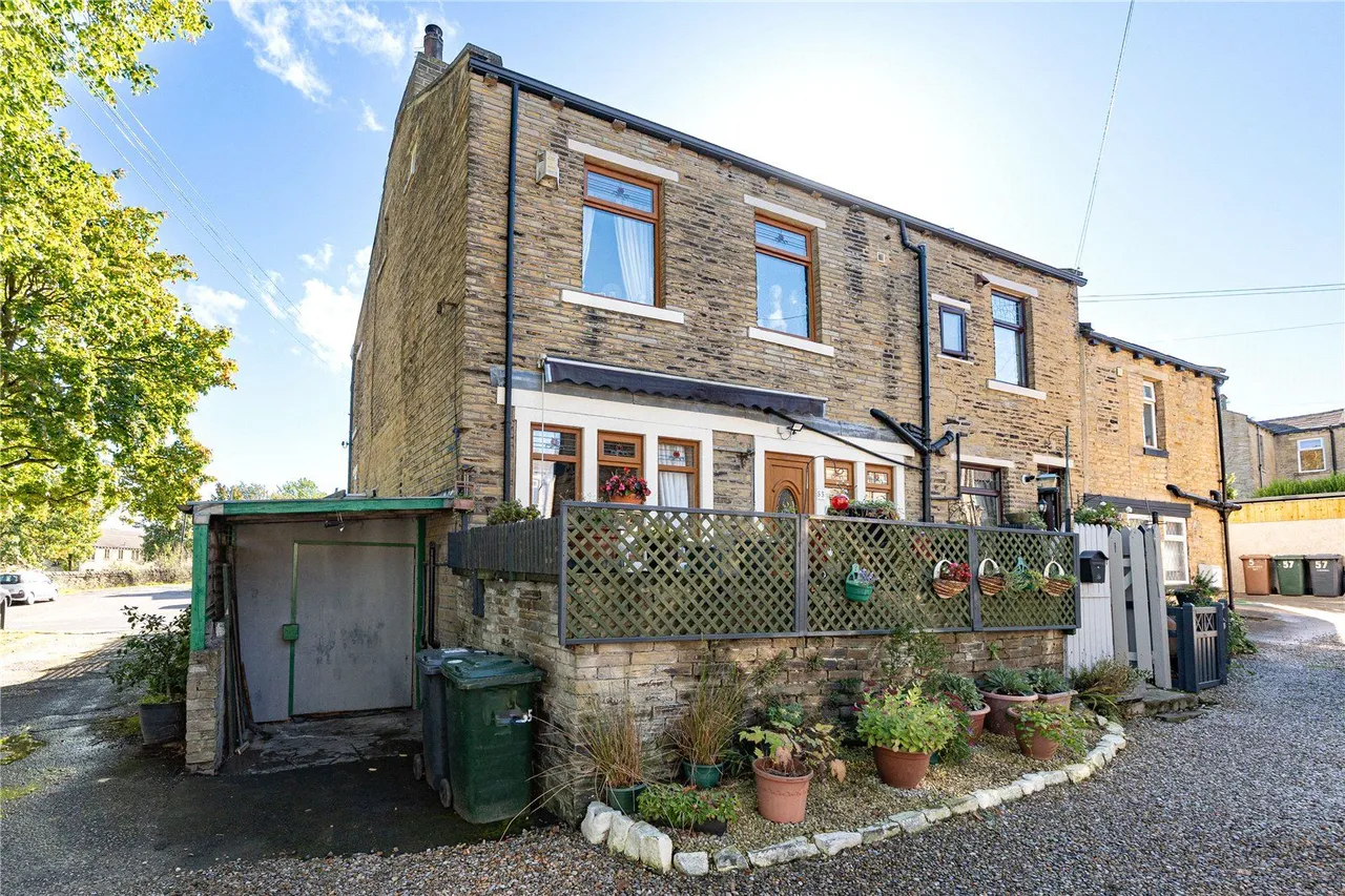 Ley Fleaks Road, Idle, BD10, photo 26