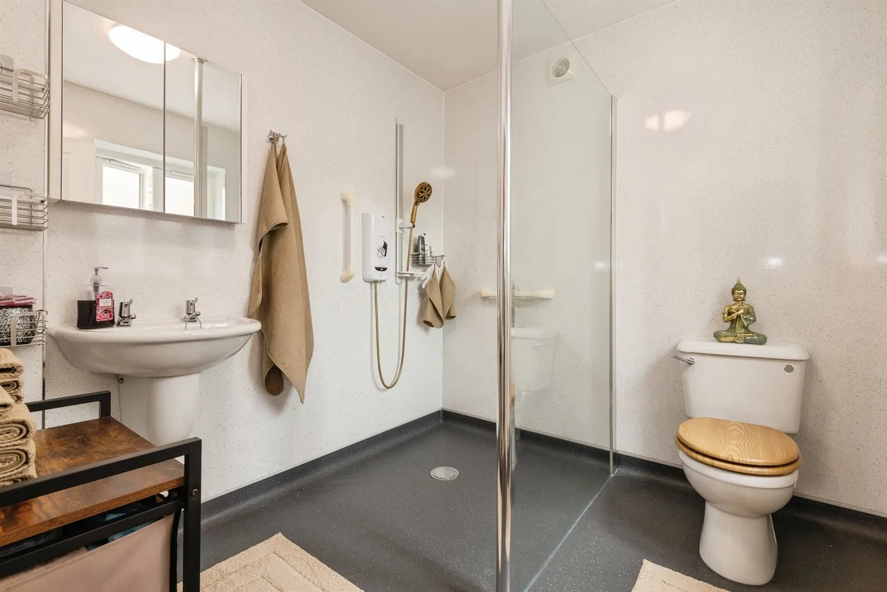 Hayfield Road, Minehead, TA24, photo 8