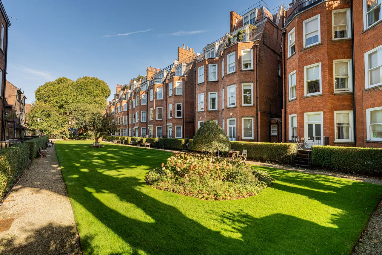 Ormonde Gate, Chelsea, London, photo 6