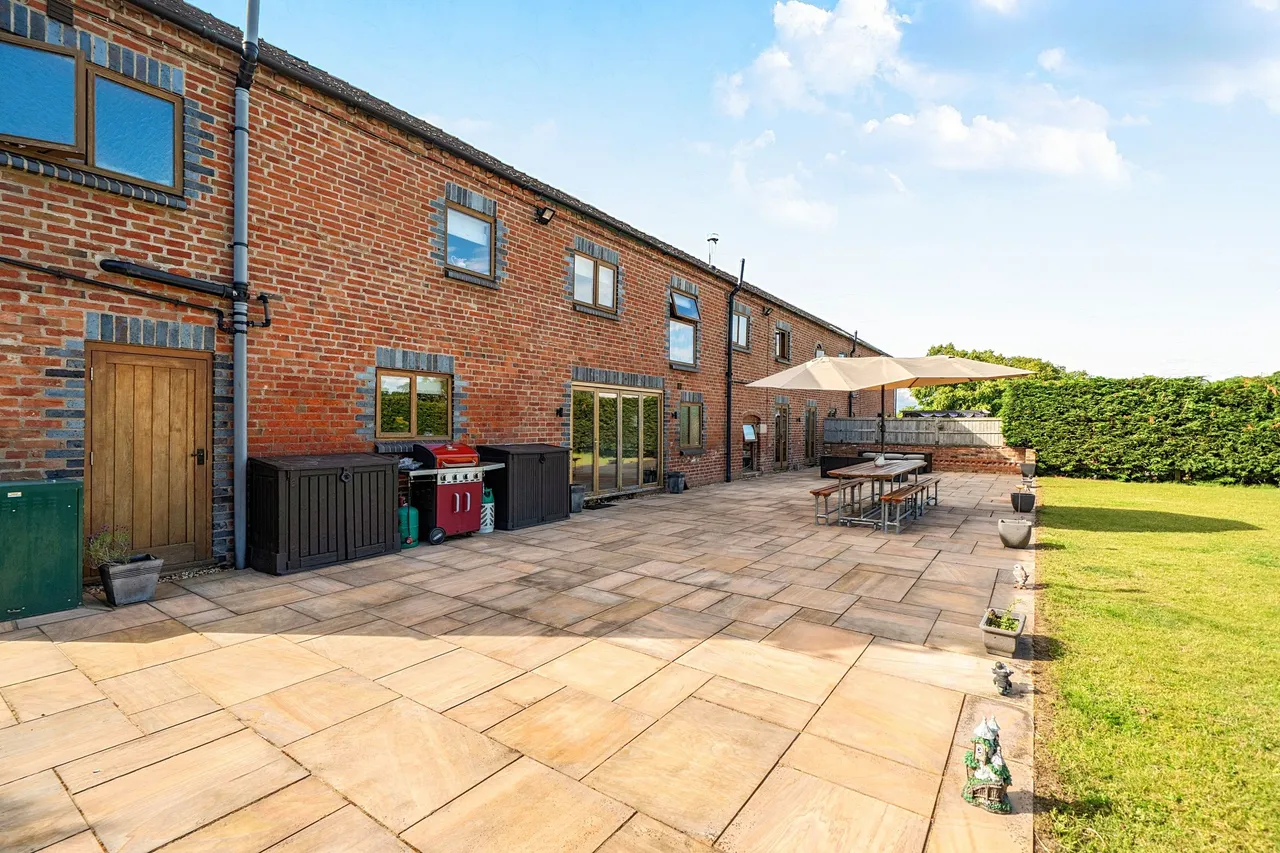 Broughall Farm, Broughall, SY13, photo 2