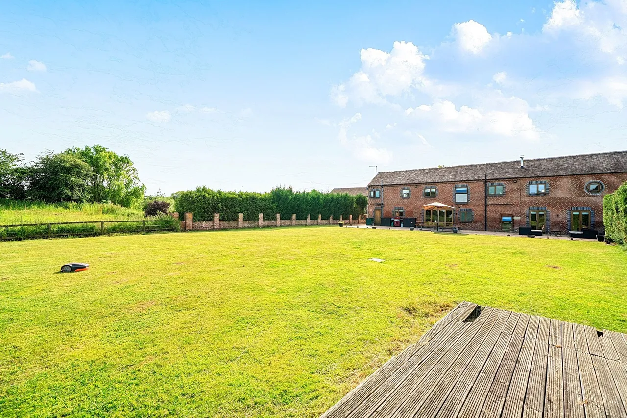 Broughall Farm, Broughall, SY13, photo 4