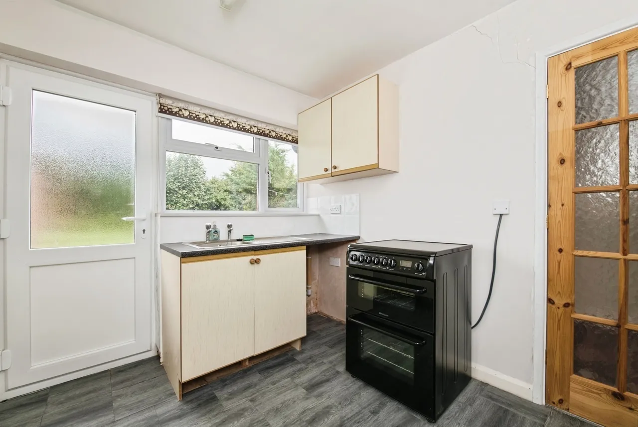 Essington Close, Exmouth, EX8, photo 13
