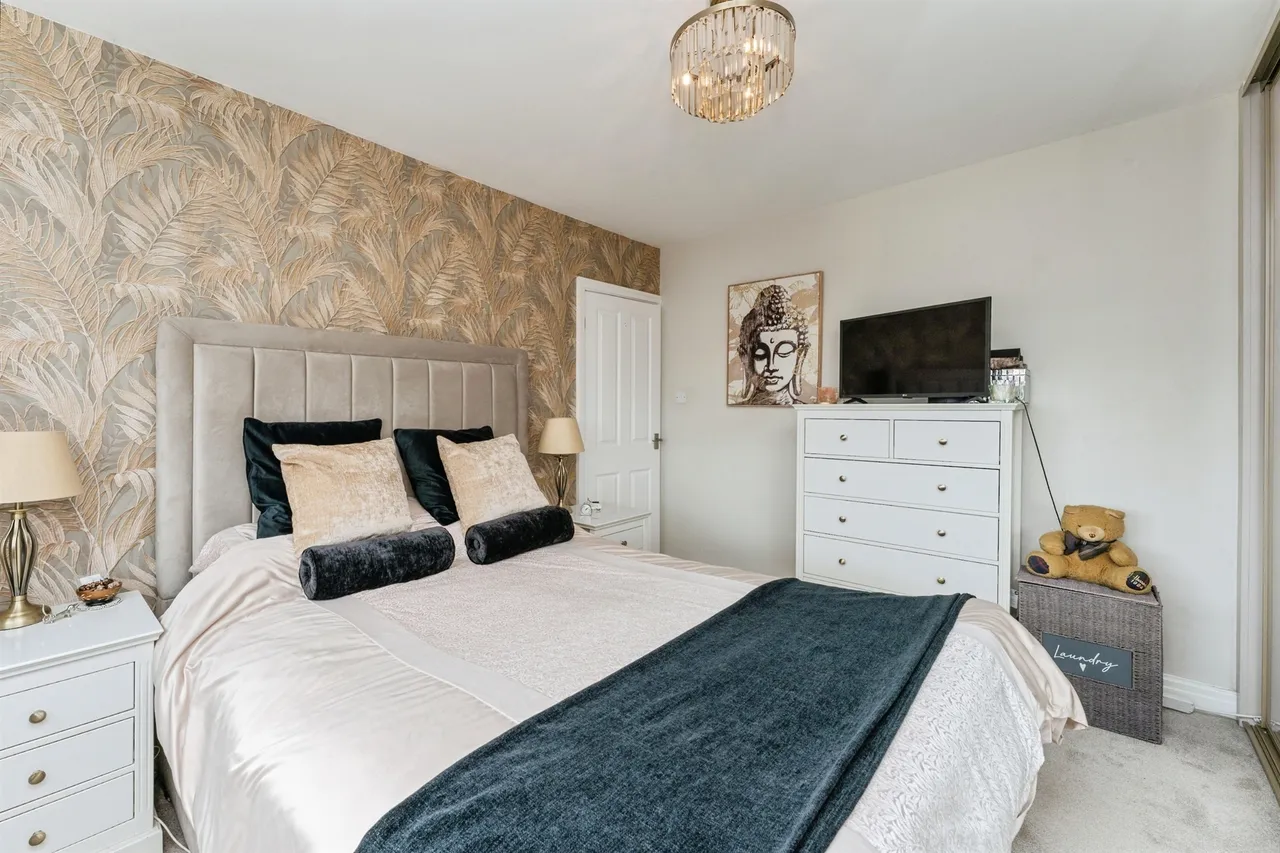Ullswater Crescent, Chester, CH2, photo 13