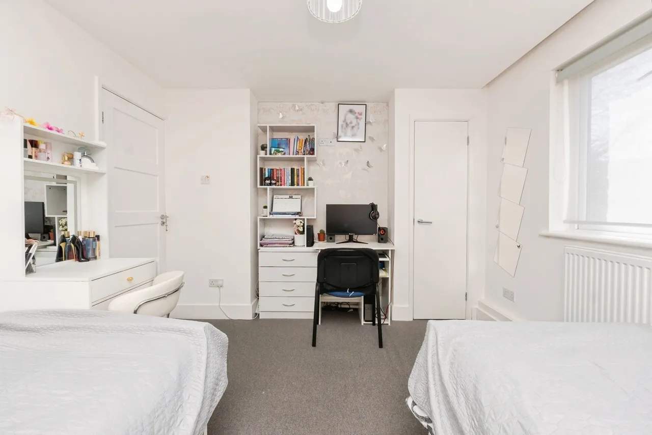 Sheppard Road, Bristol, Somerset, BS16, photo 8