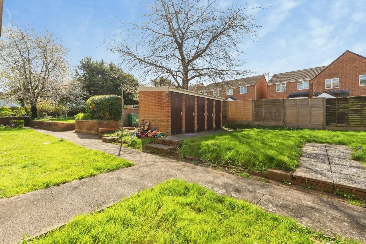 Sheppard Road, Bristol, Somerset, BS16, photo 18