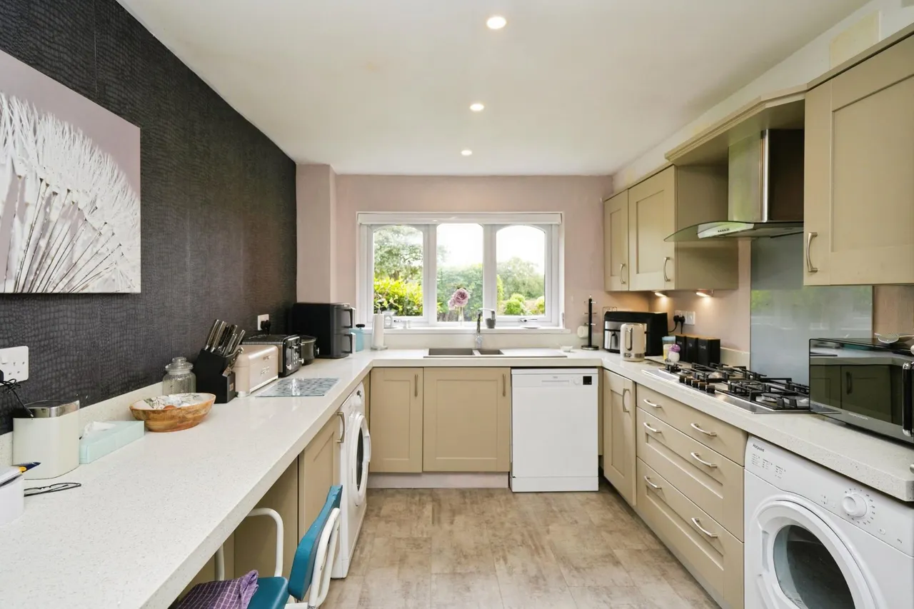 Waterford Road, Prenton, CH43, photo 4