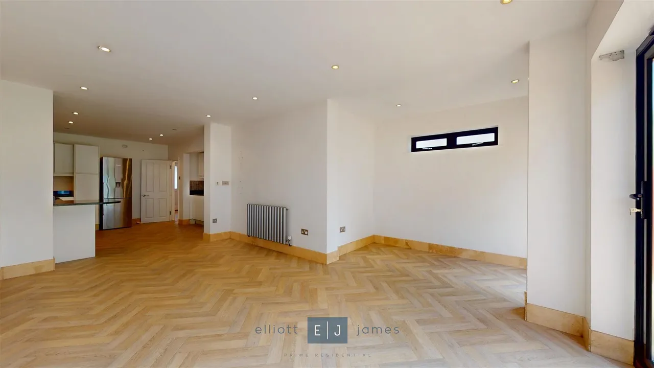 Meadow Road, Loughton, photo 10