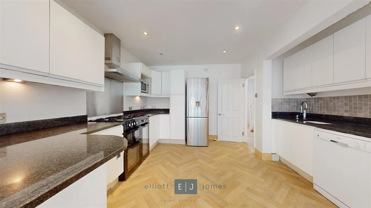 Meadow Road, Loughton, photo 4