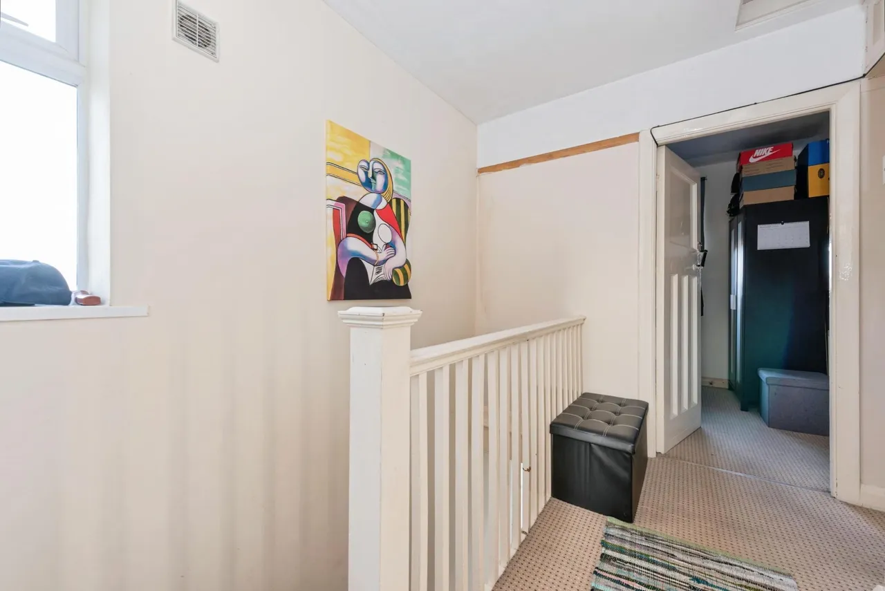 Islay Gardens, Hounslow, TW4, photo 11