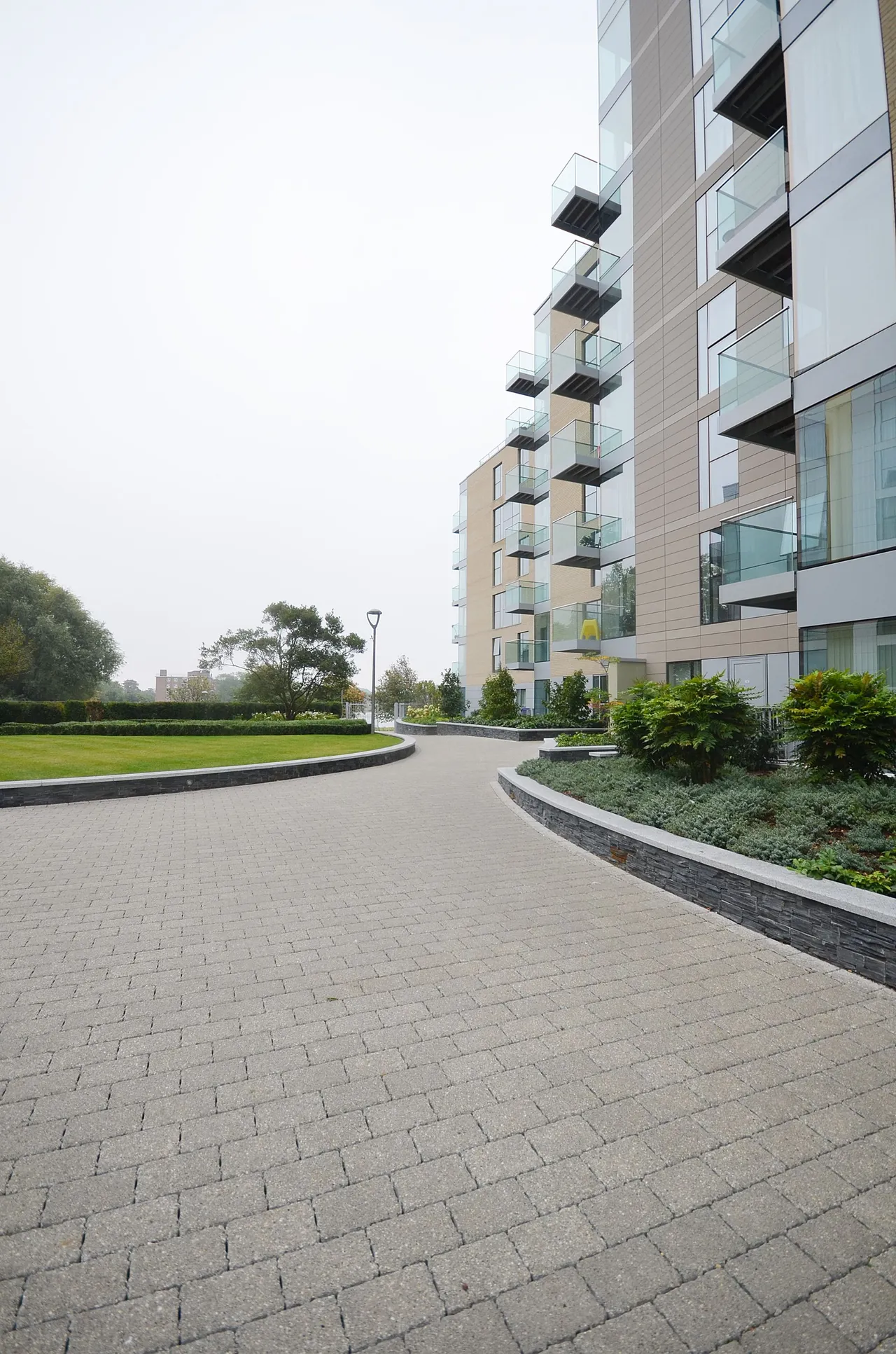 19 Waterside Apartments, Goodchild Road, London, photo 7