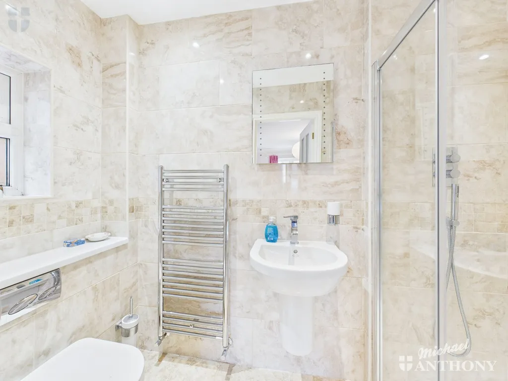 Church Farm Close, Bierton, Aylesbury, HP22 5EL, photo 12